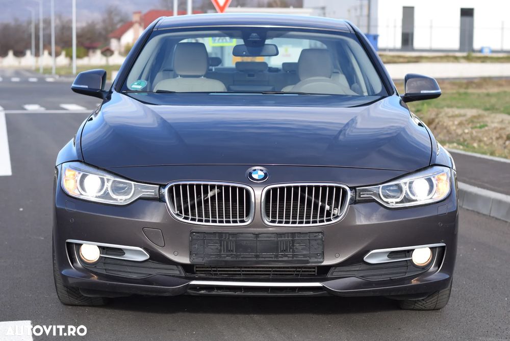 BMW Seria 3 320d Aut. Modern Line - 2