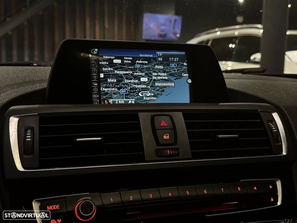 BMW 118 d Pack M - 25