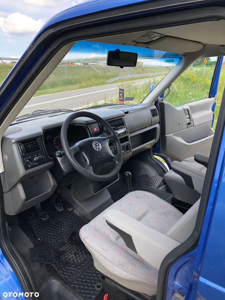 Volkswagen Transporter - 15