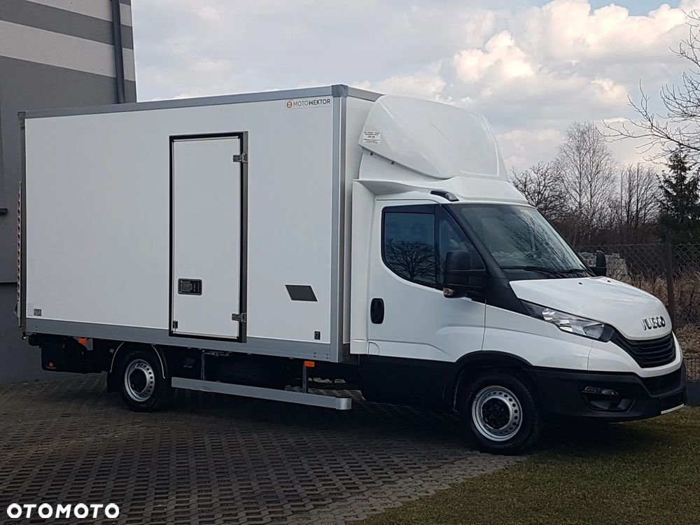 Iveco DAILY WINDA 8EP 4,29x2,23x2,23 KLIMA 35S16 MANUAL 6-BIEGÓW 3,0 160 KM KRAJOWY - 1