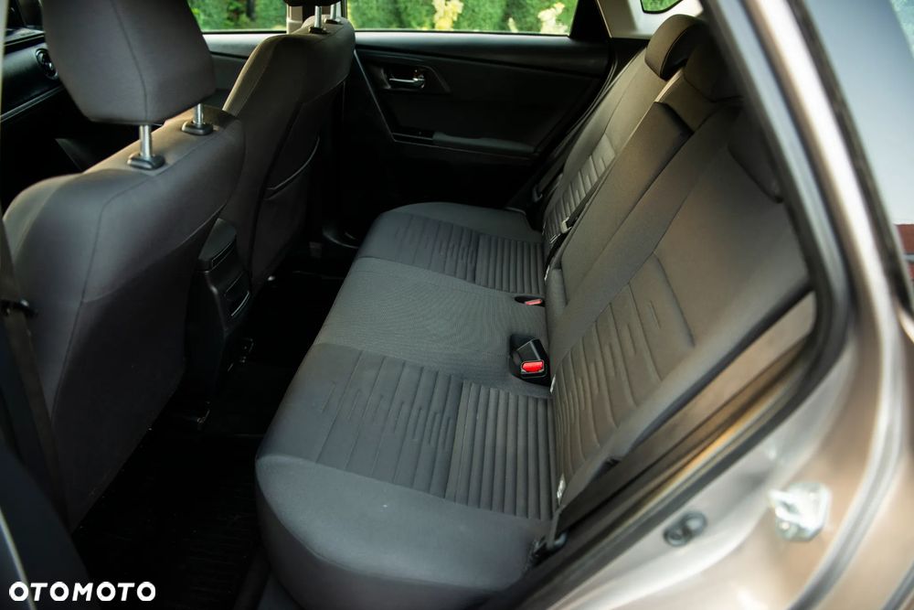 Toyota Auris 1.2 Turbo Comfort - 28
