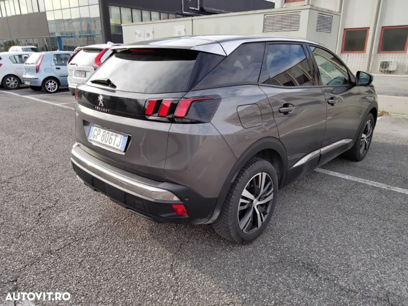 Peugeot 3008 PureTech 130 Stop & Start GPF EAT8 Allure Pack - 4