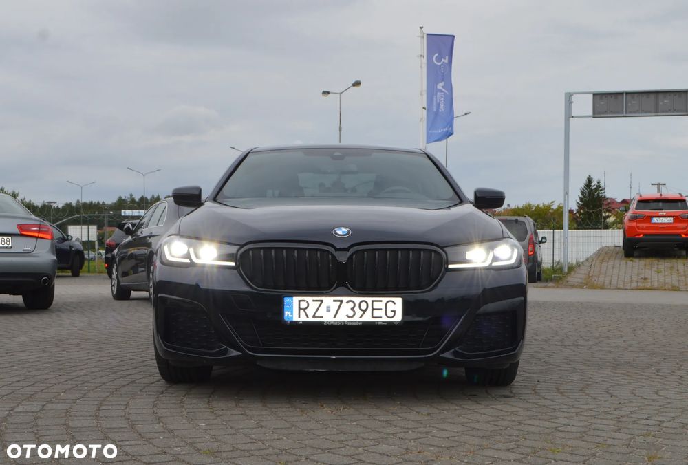 BMW Seria 5 520d MHEV Sport - 3