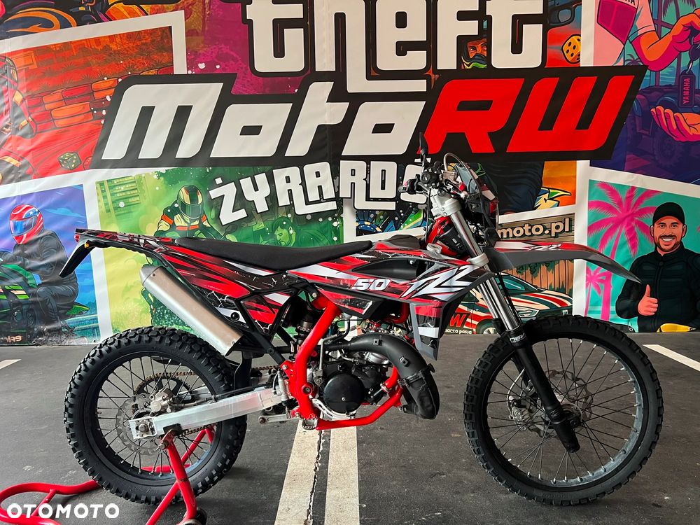 Yamaha WR - 4