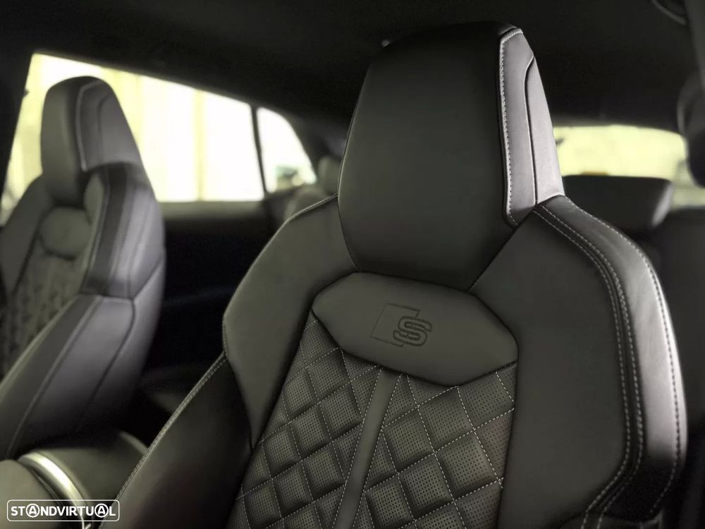 Audi SQ8 TFSI quattro Tiptronic - 34