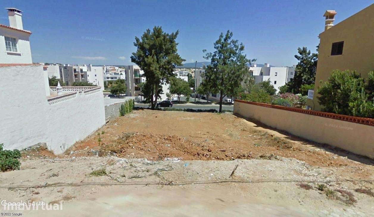 LOTE PARA CONSTRUIR - PERTO DO CENTRO & PRAIA - Grande imagem: 2/5