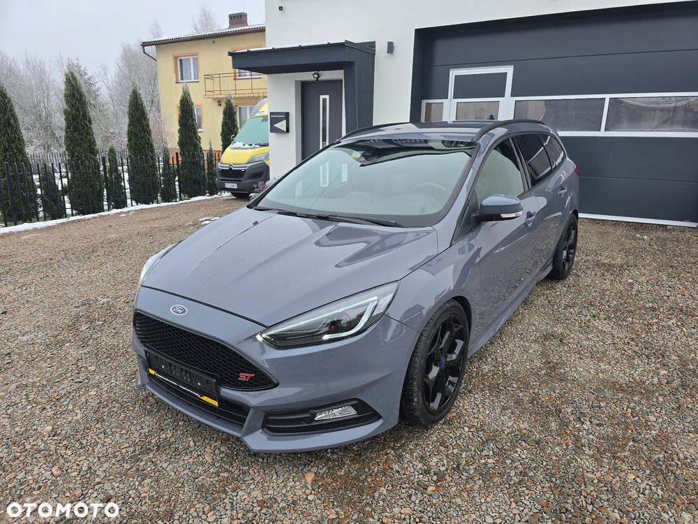 Ford Focus 2.0 EcoBoost ST - 3