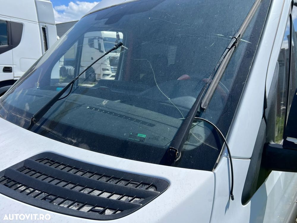 Mercedes-Benz SPRINTER 2.2D 163CP 8+1 LOCURI CALCULATOARE DEFECTE - 11