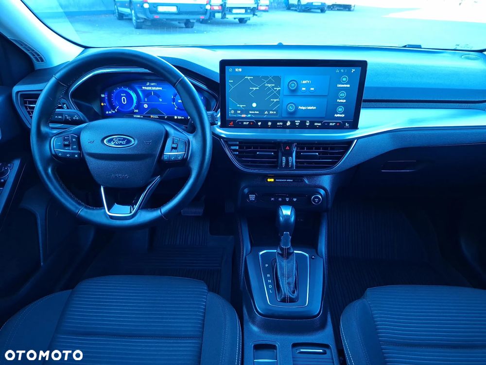 Ford Focus 1.0 EcoBoost Hybrid TITANIUM X - 32