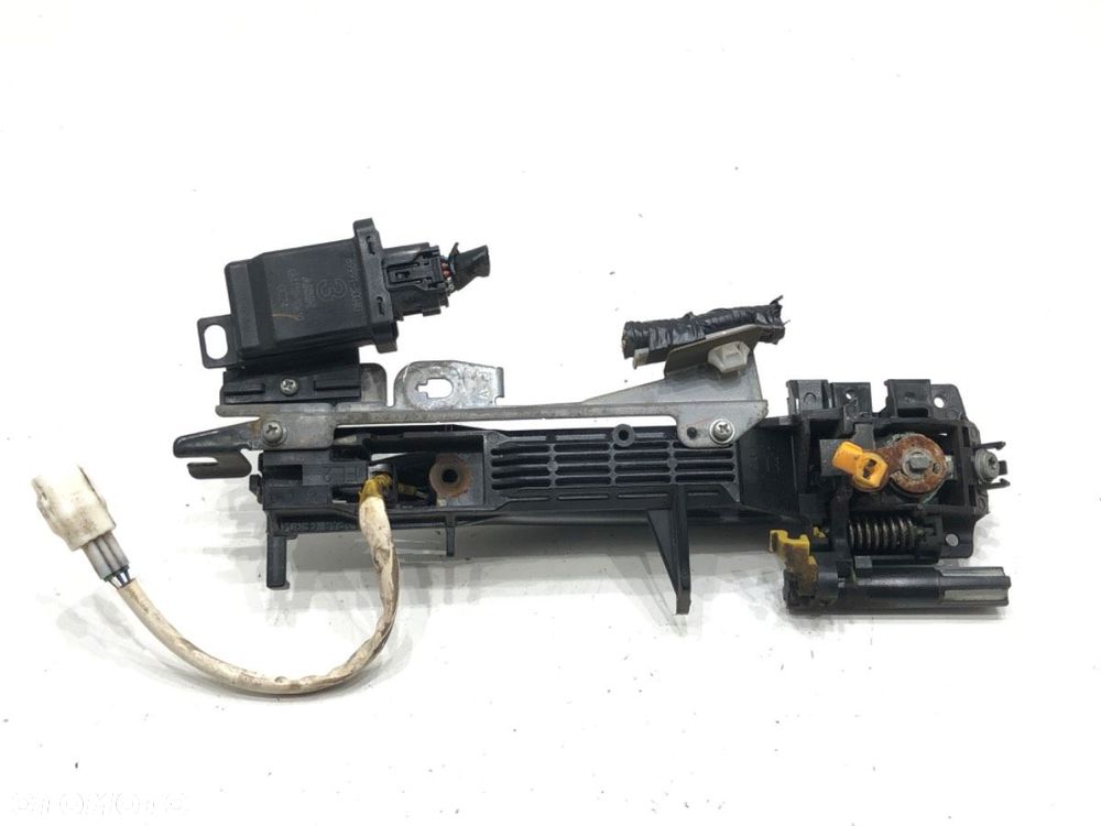 KLAMKA ZEWNĘTRZNA LEWY PRZÓD  SUBARU OUTBACK (BR) 2009 - 2022 3.6 R AWD (BRF) 191 kW [260 KM] - 3