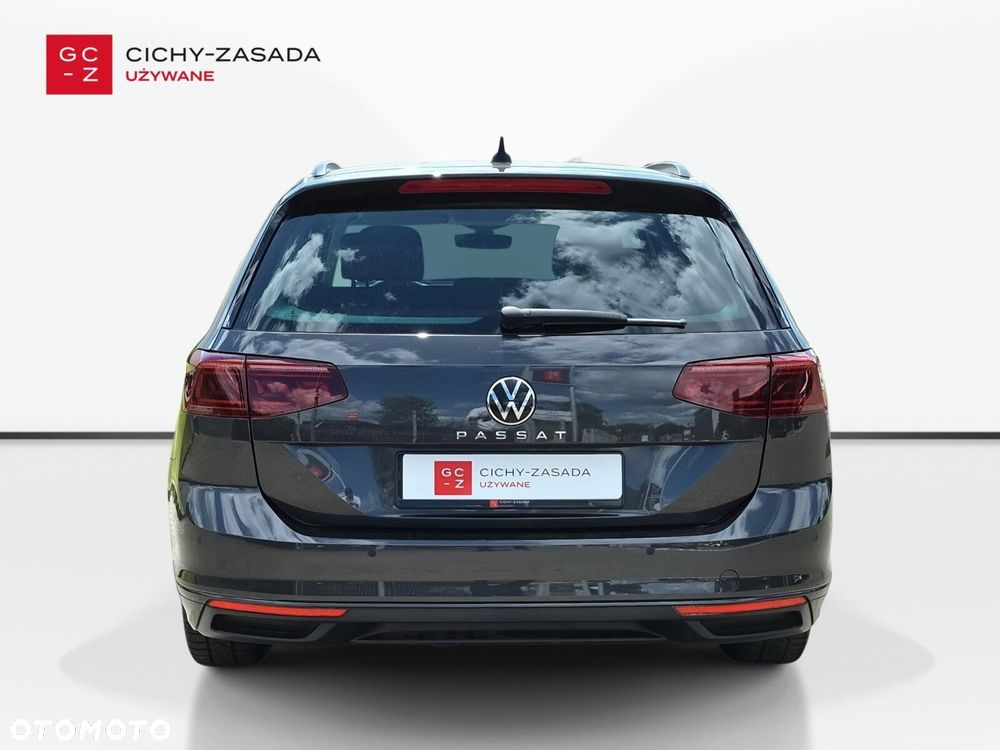 Volkswagen Passat Variant 2.0 TDI Business DSG - 36