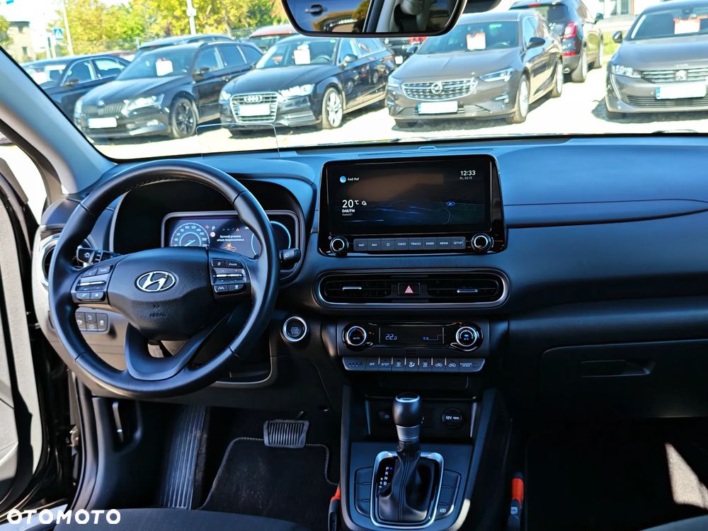 Hyundai Kona - 16