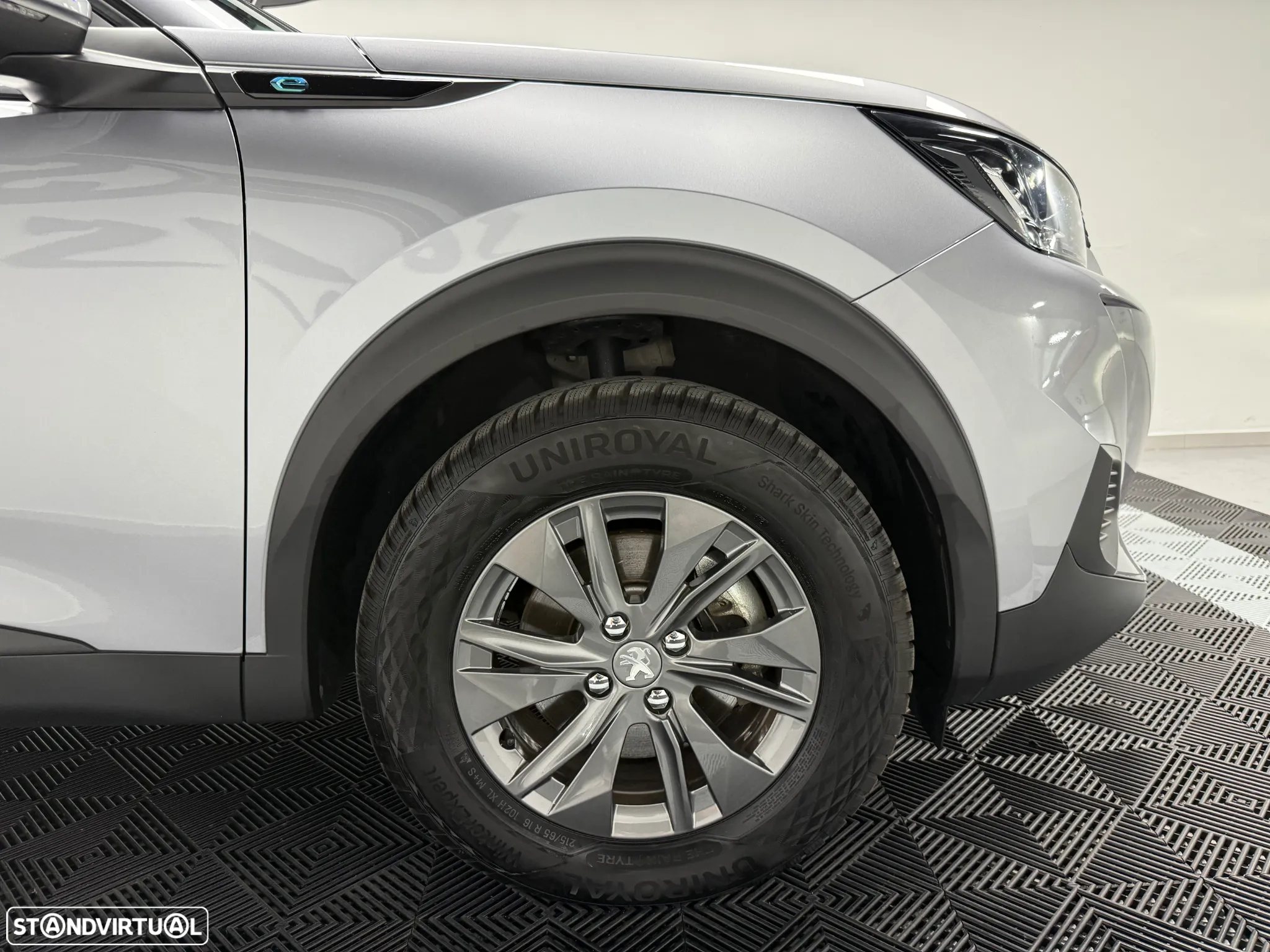 Peugeot e-2008 50 kWh Active Pack - 13
