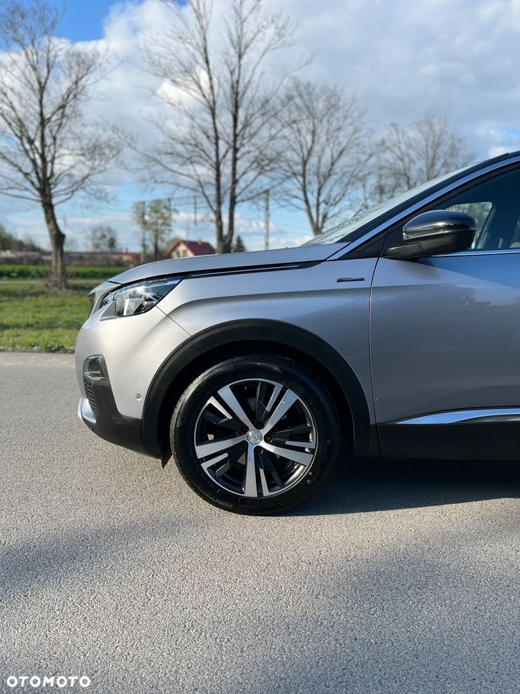 Peugeot 5008 1.6 PureTech GT Line S&S EAT8 - 22