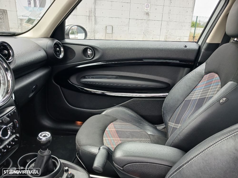 MINI Paceman Cooper D - 12