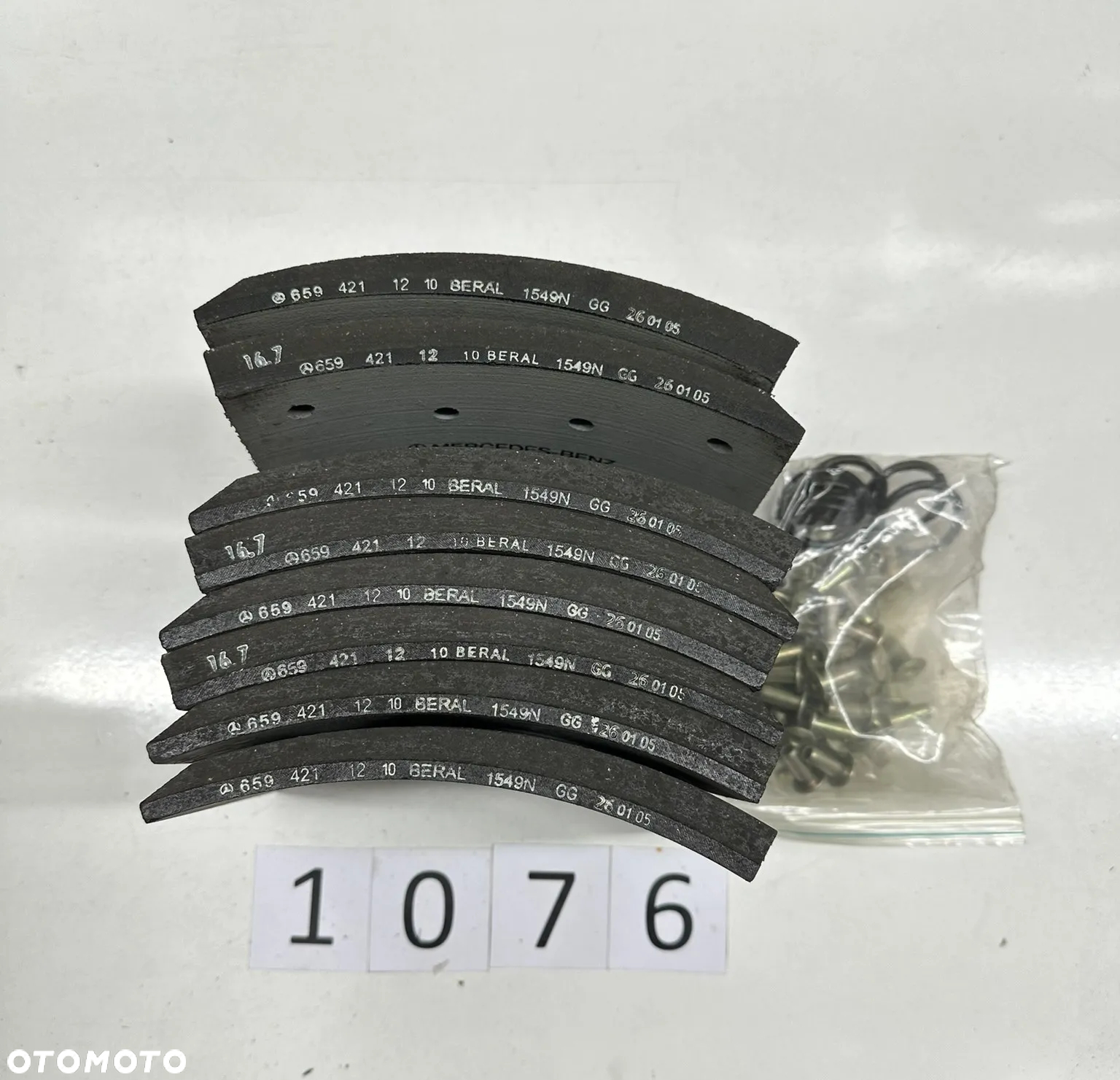 Zestaw okładzin hamulcowych Mercedes A 659423361067, A 621421081067 - 13