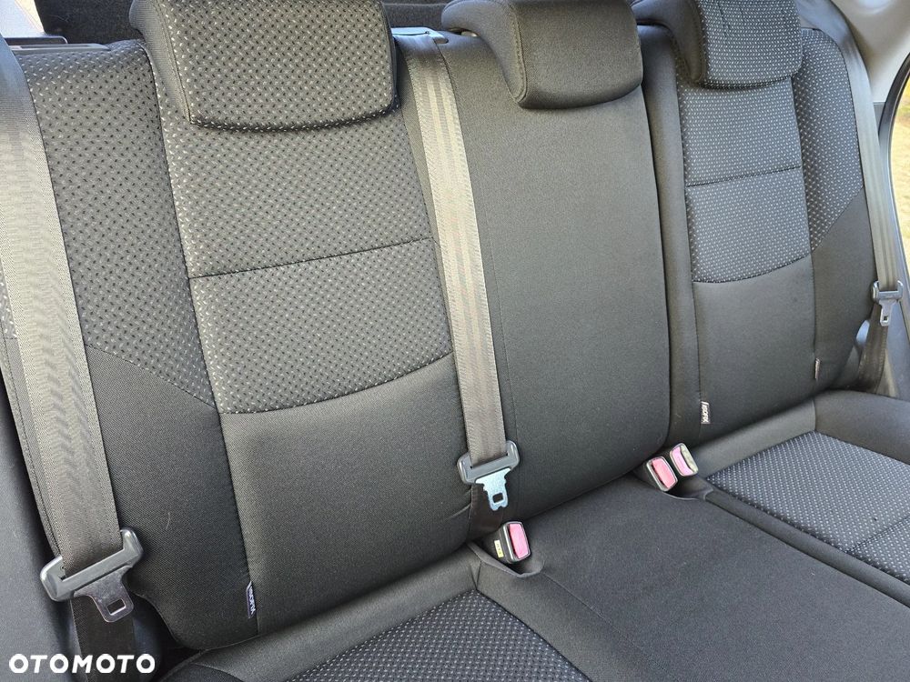 Hyundai i30 1.4 Classic + - 22