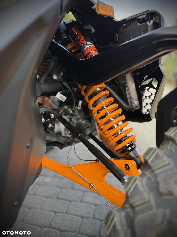 Can-Am Maverick - 12