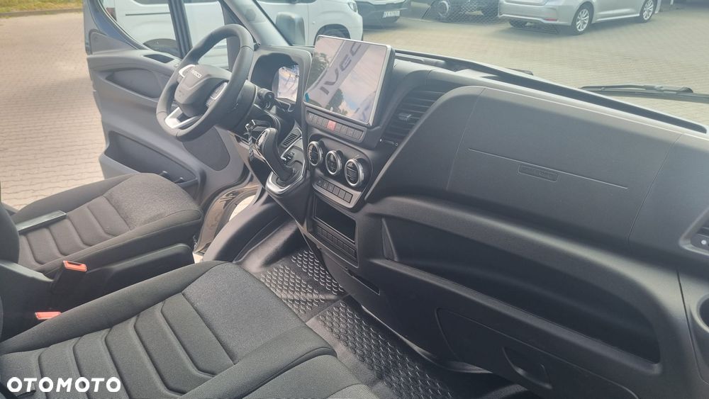 Iveco Daily 35S18HA8 V - 12