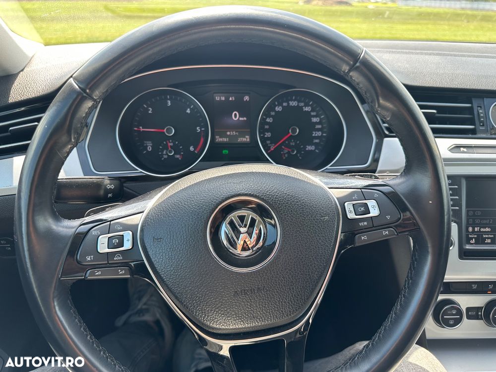Volkswagen Passat 2.0 TDI DSG Comfortline - 7
