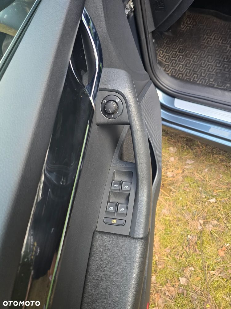 Skoda Octavia 2.0 TSI DSG L&K - 15