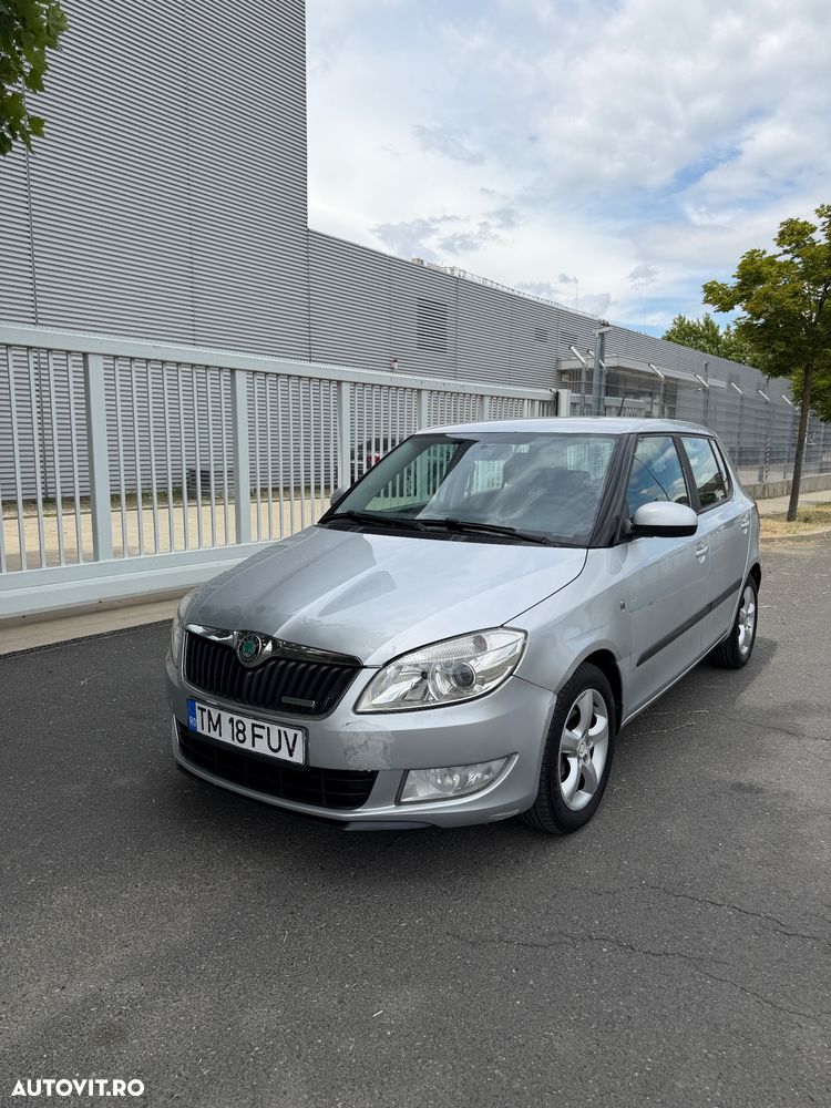 SKODA Fabia 2012 — imagine 4