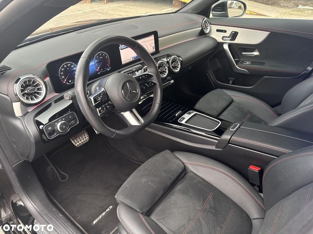 Mercedes-Benz CLA - 17