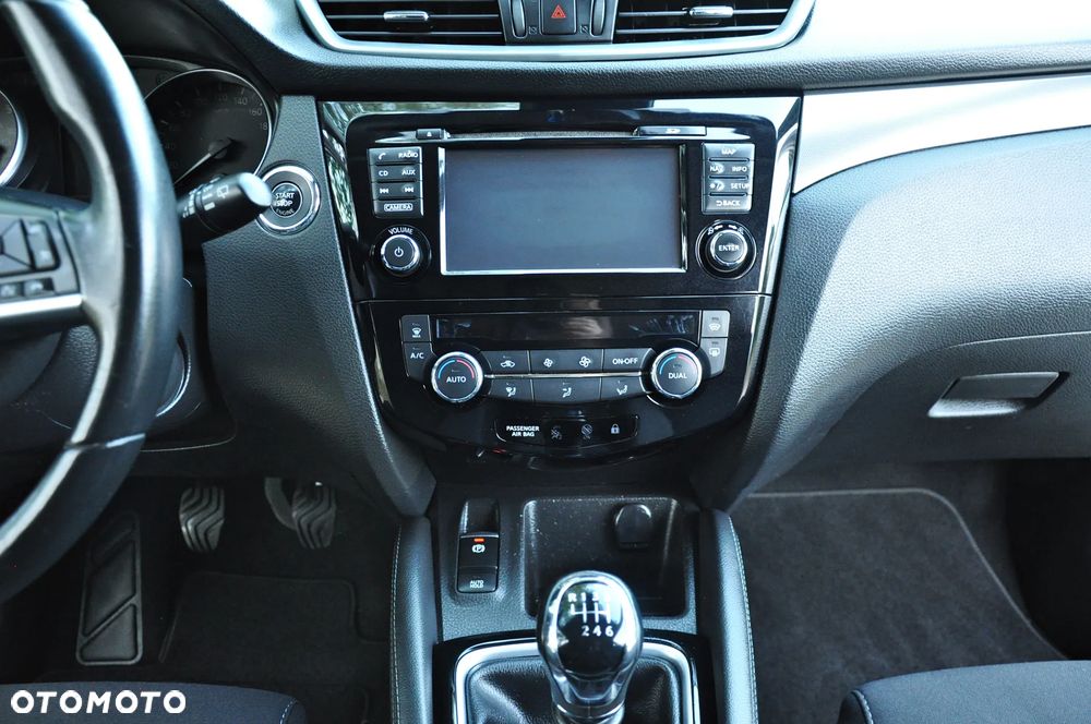 Nissan Qashqai 1.2 DIG-T 360 - 17