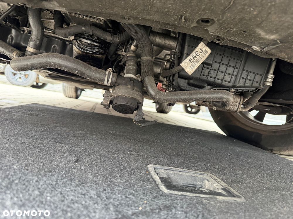 Ford Kuga 2.0 EcoBlue FWD ST-Line - 4