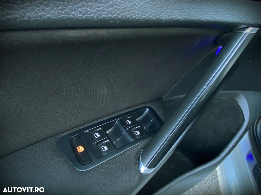 Volkswagen Golf 1.6 TDI DSG Join - 31