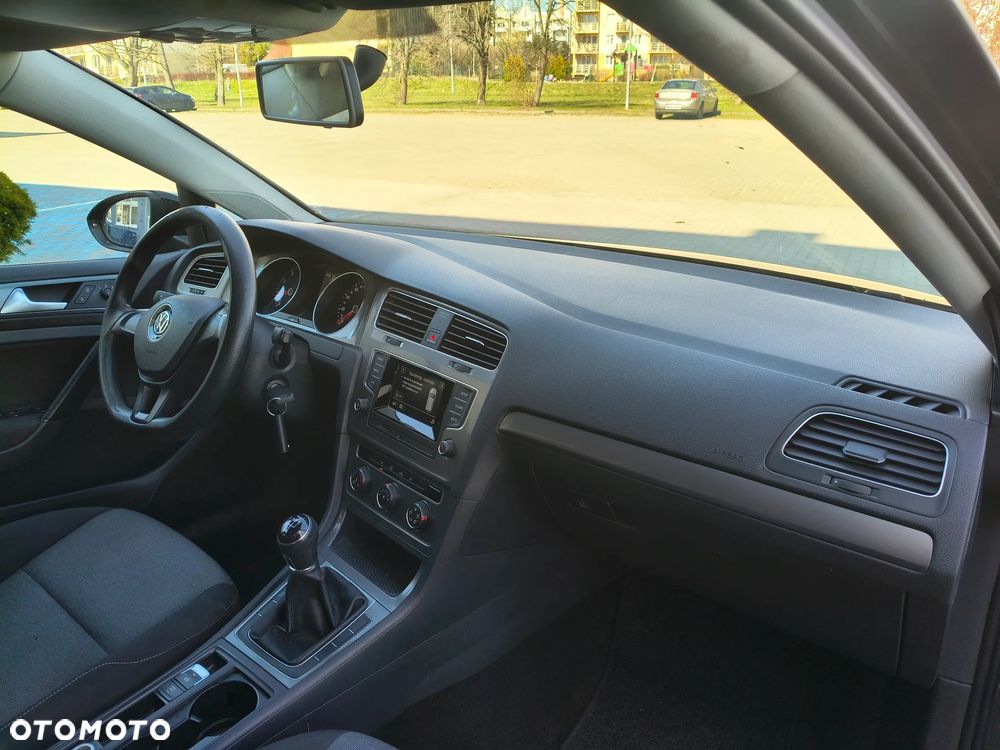 Volkswagen Golf 1.2 TSI BMT Trendline - 25