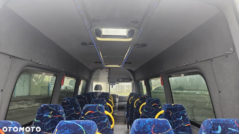 Mercedes-Benz Sprinter 516 - 5