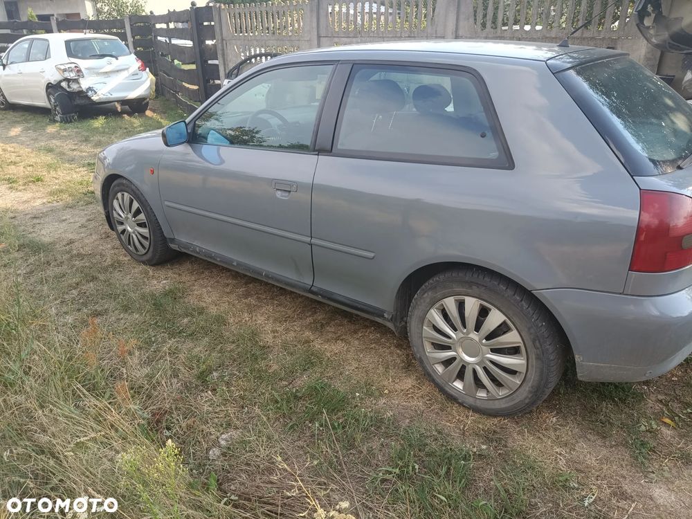 Audi A3 Sportback - 6