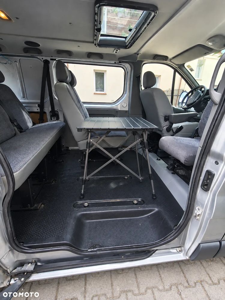 Renault Trafic L1H1 Passenger Lux - 2