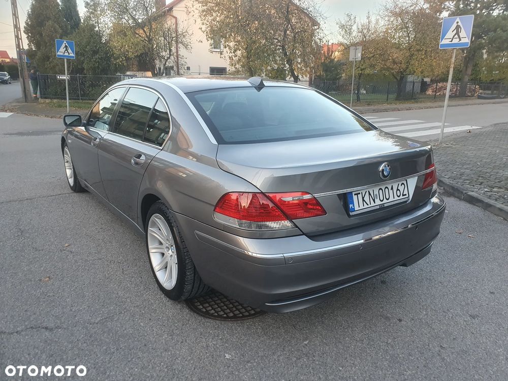 BMW Seria 7 730d L - 12