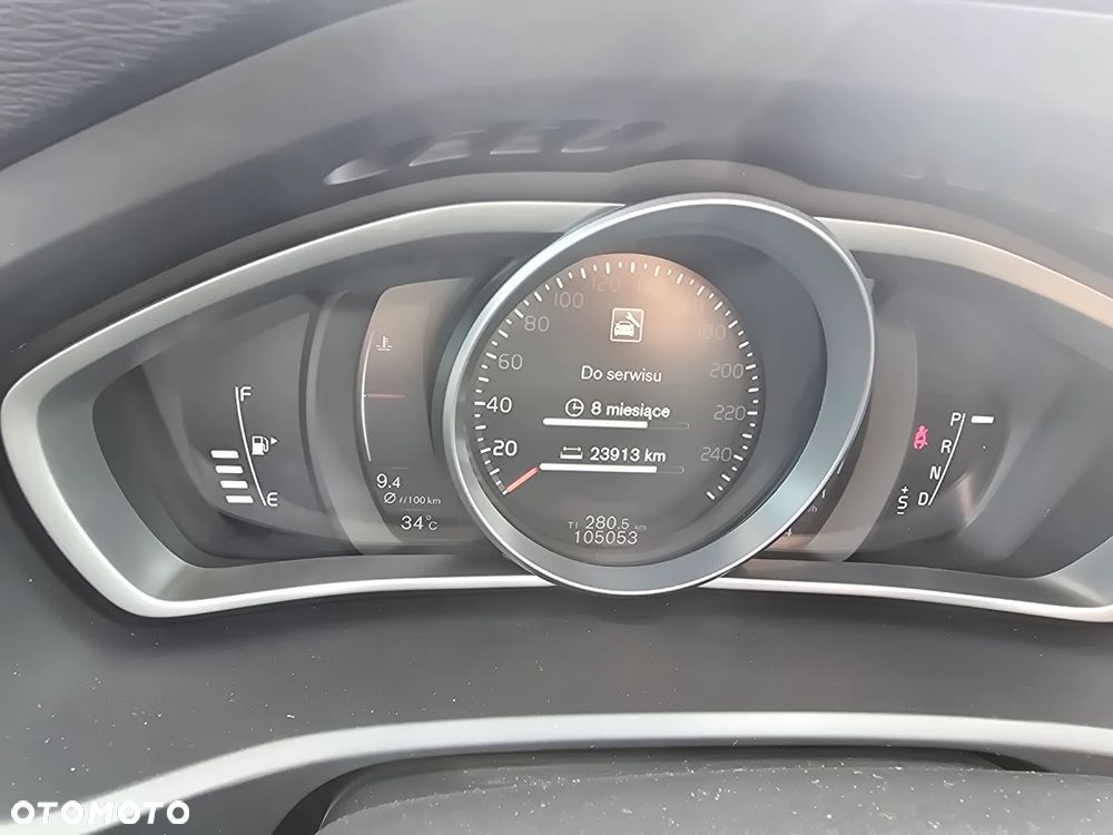 Volvo V40 T3 Drive-E Momentum - 17