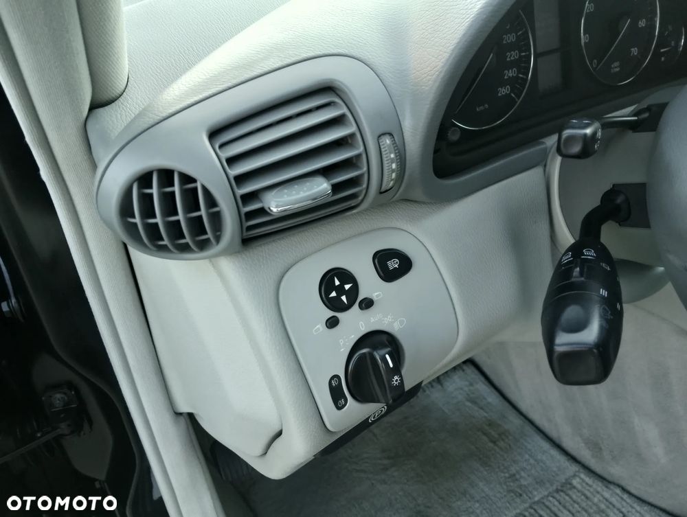 Mercedes-Benz Klasa C - 25