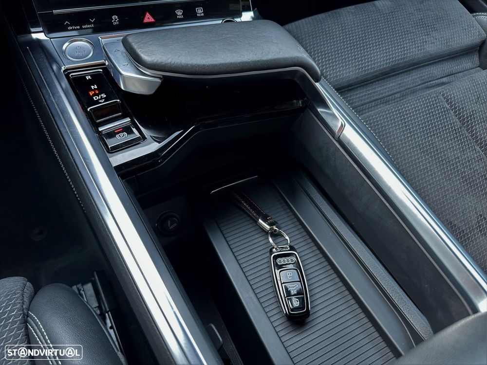 Audi e-tron 55 quattro S line - 48