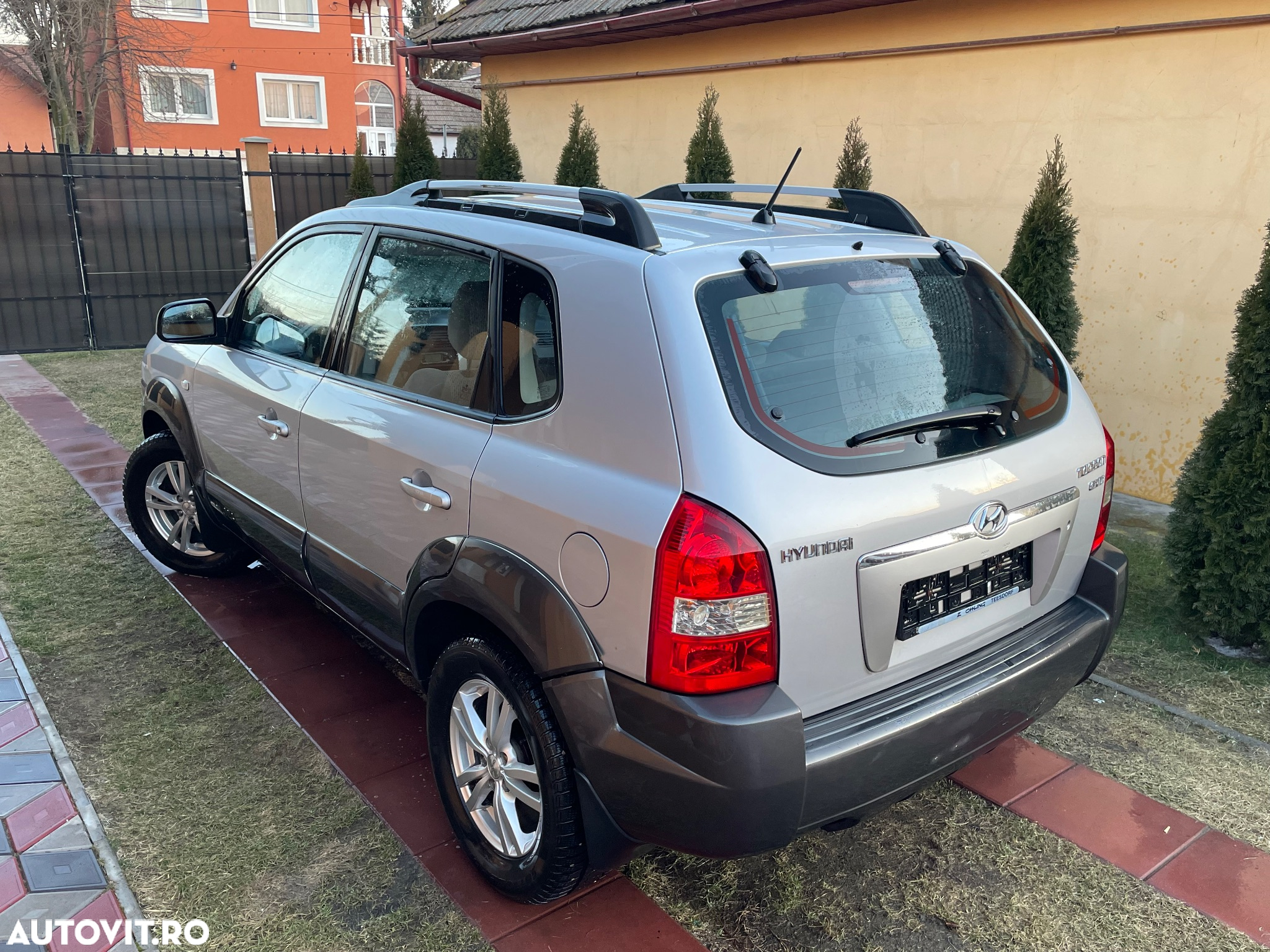 Hyundai Tucson 2.0 CRDI VGT 4WD - 34