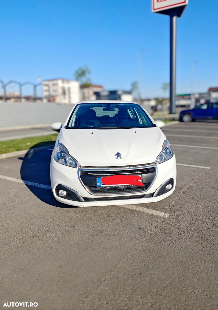 Peugeot 208 1.2 L PureTech Active - 3