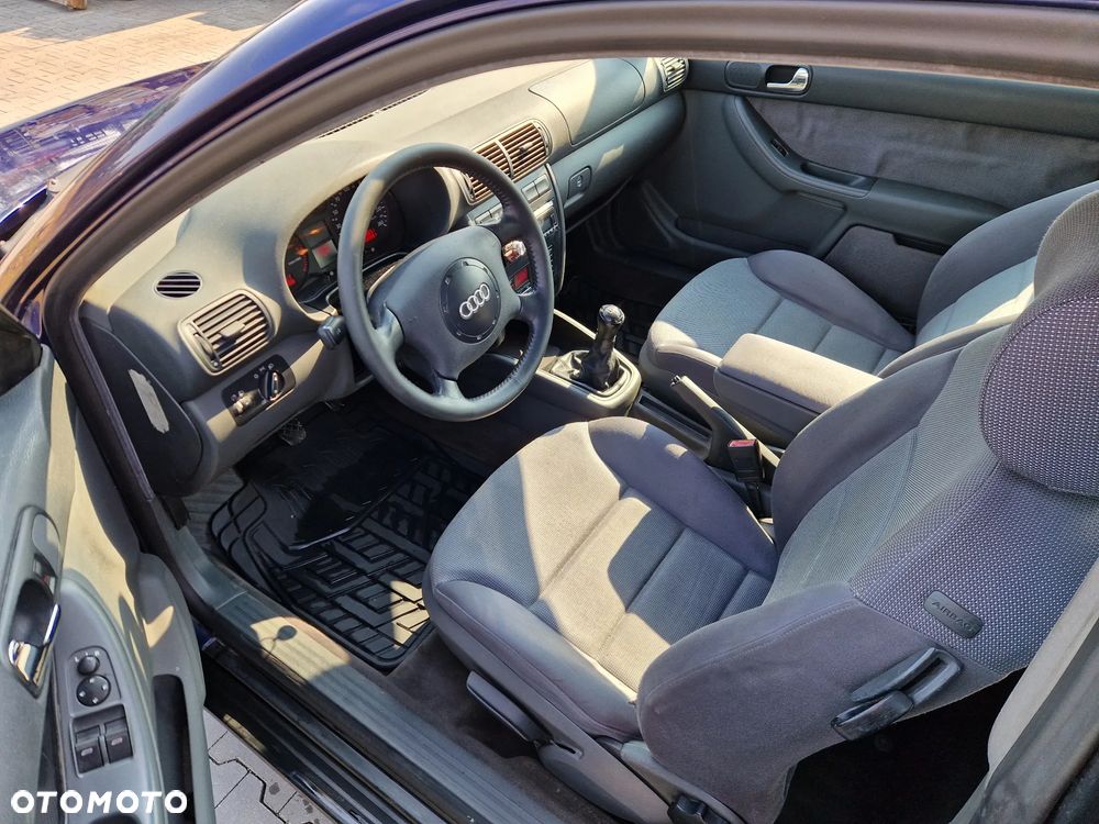 Audi A3 3-drzwiowe 1.9 TDI Ambiente - 10