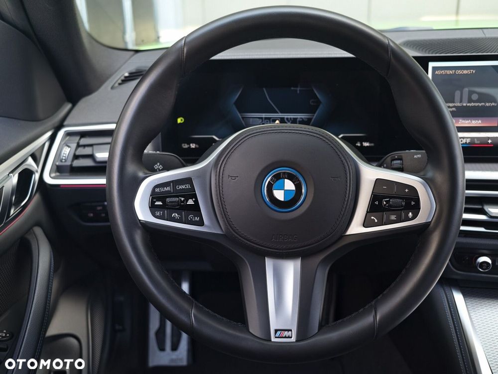 BMW i4 - 7