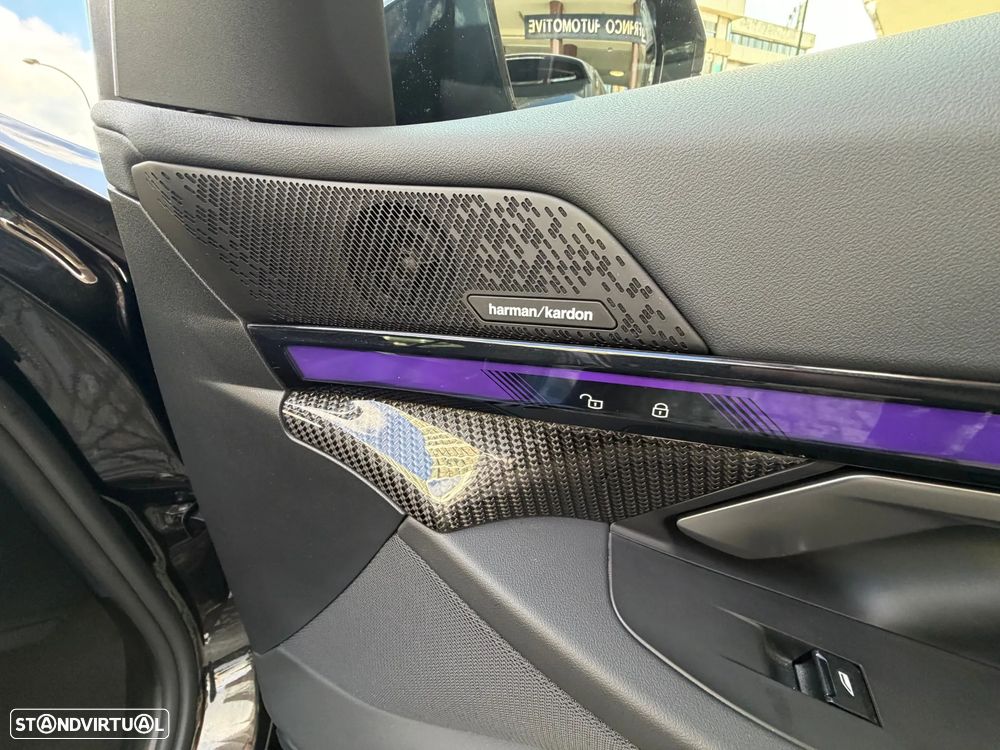 BMW 550 e xDrive Pack Desportivo M - 8