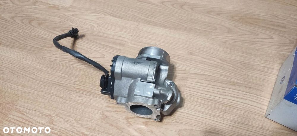 ZAWÓR EGR VDO MASTER II TRAFIC II 2.5 DCI 06- - 1