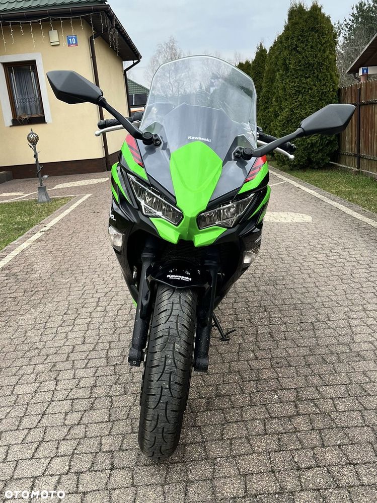 Kawasaki Ninja - 4