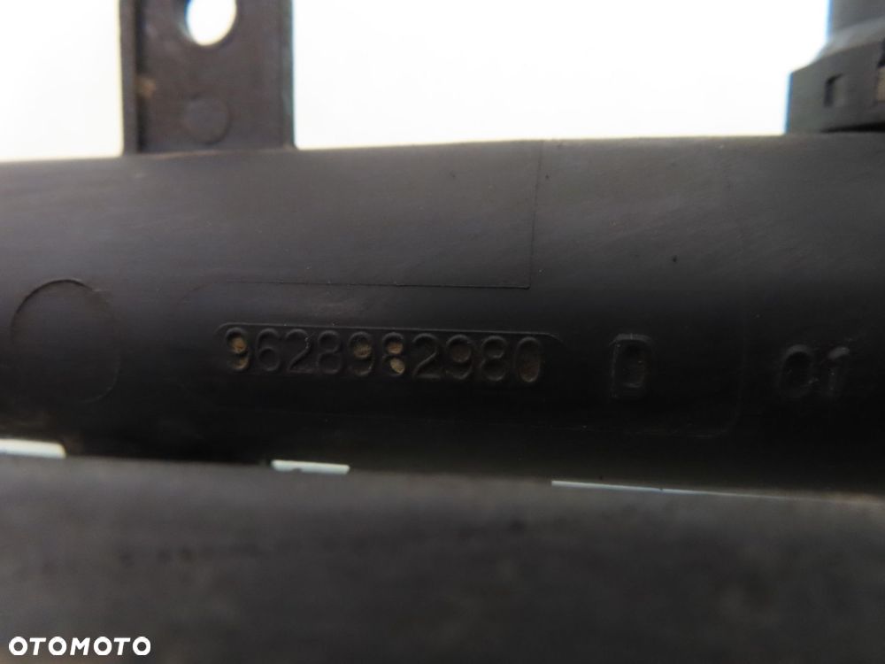 LISTWA WTRYSKOWA PEUGEOT 206 1.4 9628982980D - 4