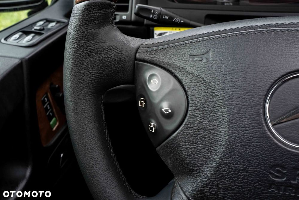 Mercedes-Benz Klasa G 500 Automatik Grand Edition - 30