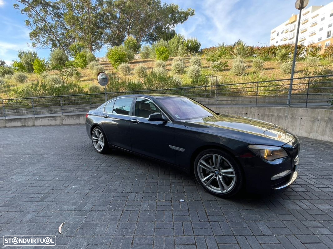 BMW 740 d Pack M - 4