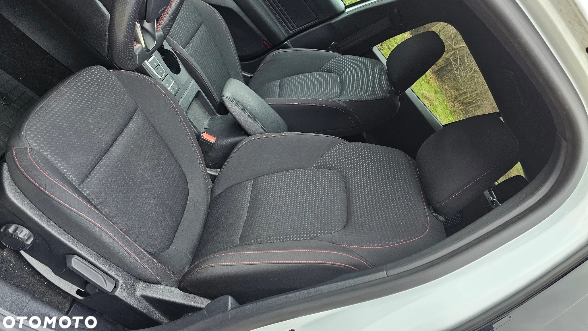 Ford Focus 1.5 EcoBlue Start-Stopp-System ST-LINE - 22