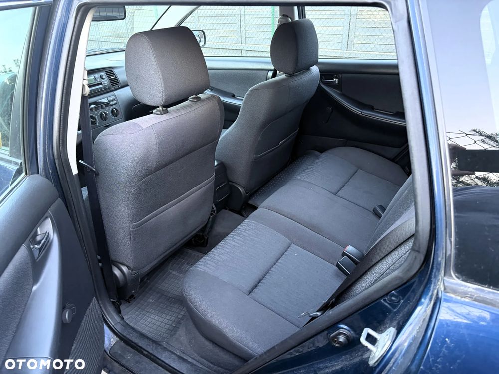 Toyota Corolla 2.0 D-4D Base - 7